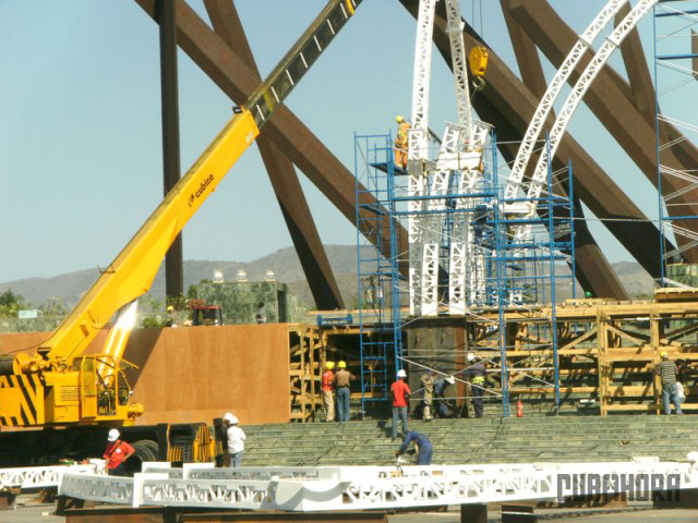 Plaza Antonio Maceo espera visita del Papa 02