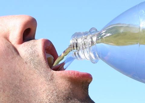 Beber agua para adelgazar