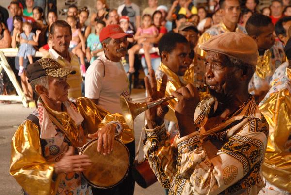 trompeta china-carnaval holguin