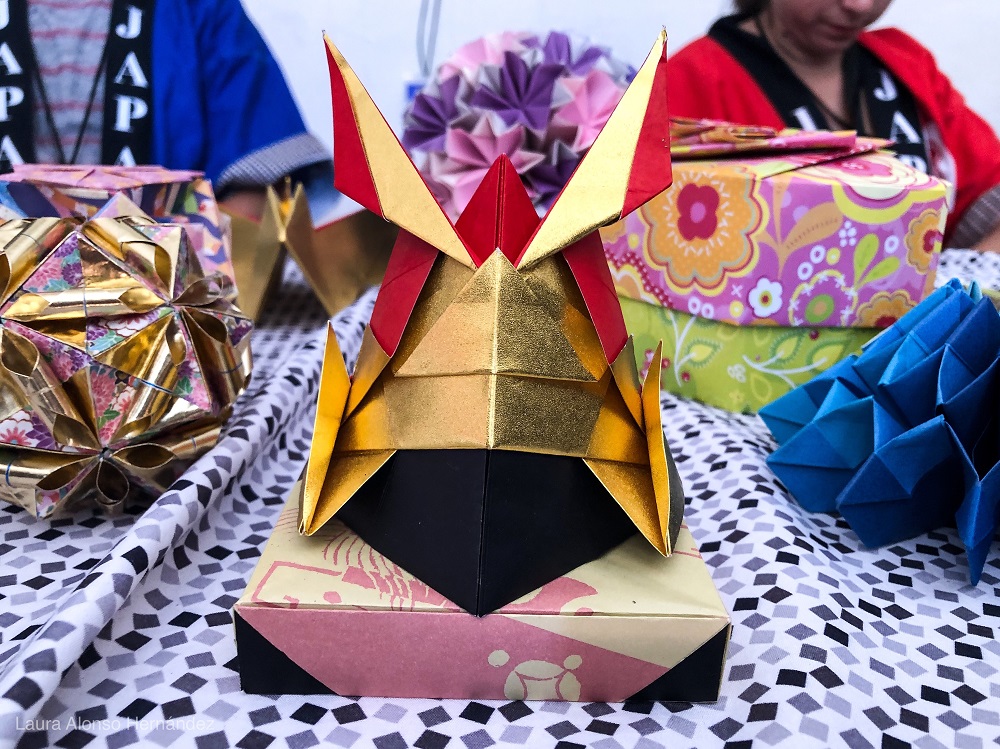 Atractivas propuestas llaman la atención de quienes visitan la fortaleza de la Cabaña por estos días Atractivas propuestas llaman la atención de quienes visitan la fortaleza de la Cabaña por estos días