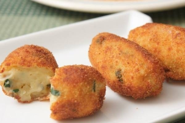 Croquetas de papa y pescado