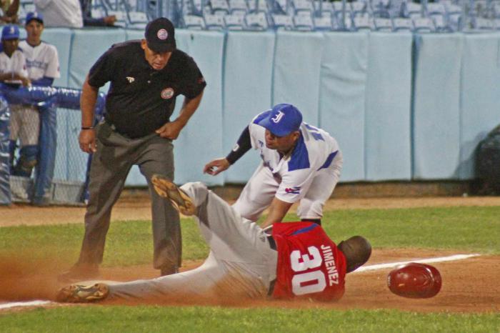 Industriales vs. Artemisa en la liga élite