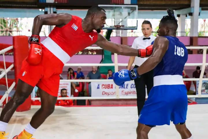 Boxeador Julio César la Cruz