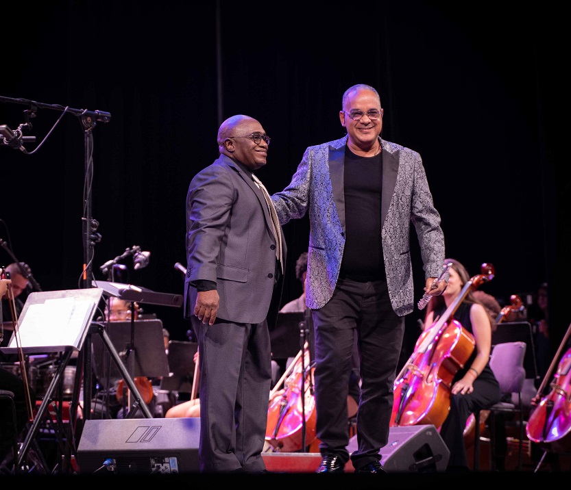 El músico Orlando Maracas y el maestro Joaquín Betancourt 