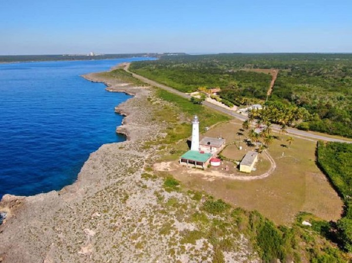 Faro Los Colorados, Cienfuegos