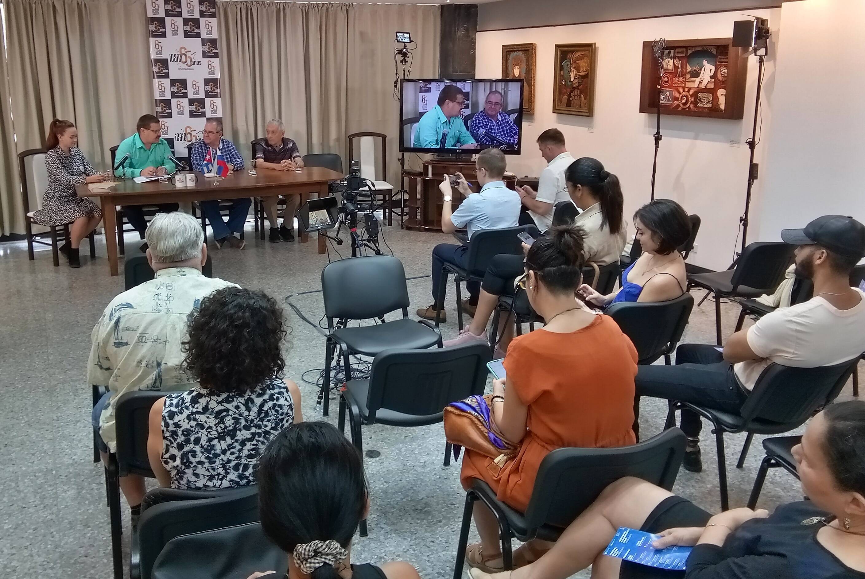 Cine ruso-conferencia Cine ruso-conferencia