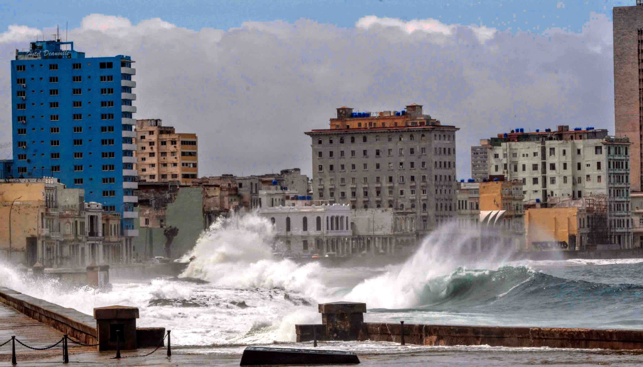 Inundaciones y afectaciones en Cuba por las fuertes lluvias.