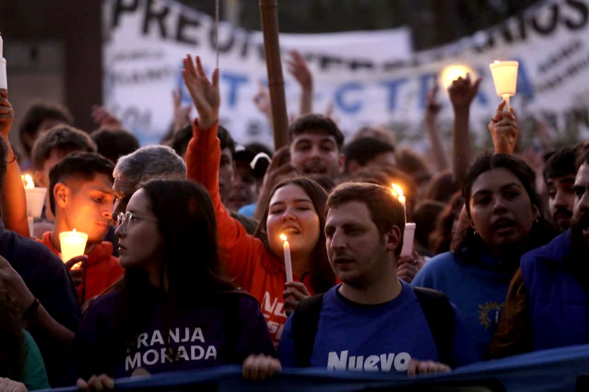 El estudiantazo en las calles: multitudinaria Marcha de antorchas en Buenos Aires