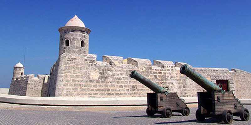 Castillo San Salvador de la Punta