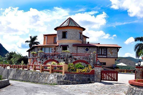 El Castillo de las Nubes, Pinar del Río.