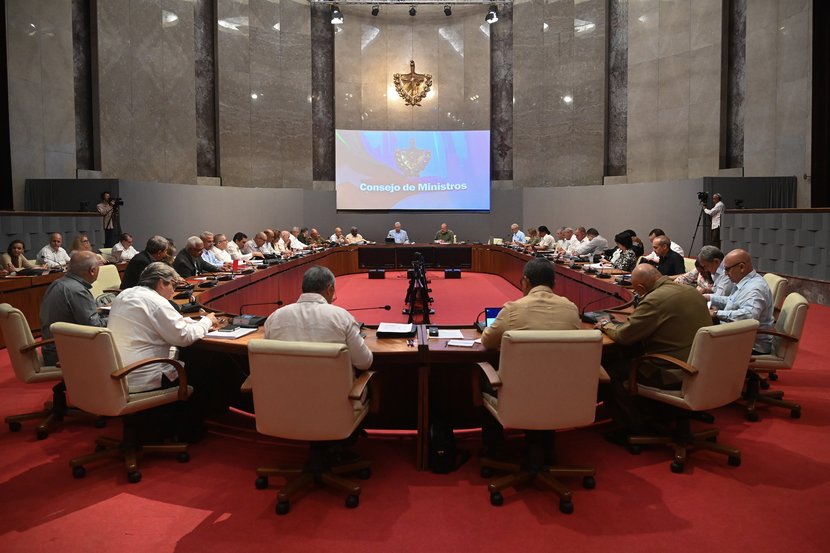 Gestionemos de una manera diferente la economía de guerra