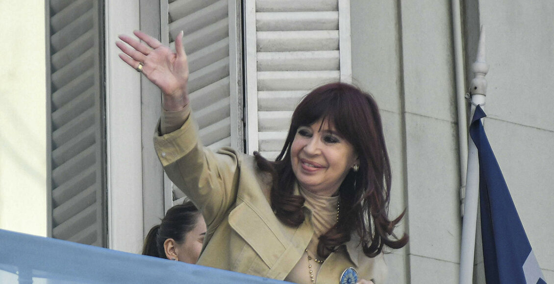Autoconvocados regresaron a la casa de Cristina Kirchner tras la represión y el desalojo policial