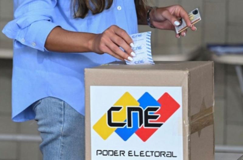 Representantes bolivarianos ganan 285 de las 335 alcaldías venezolanas