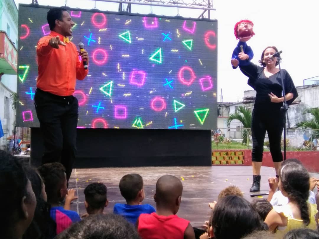 Expedición Cultural en 10 de Octubre