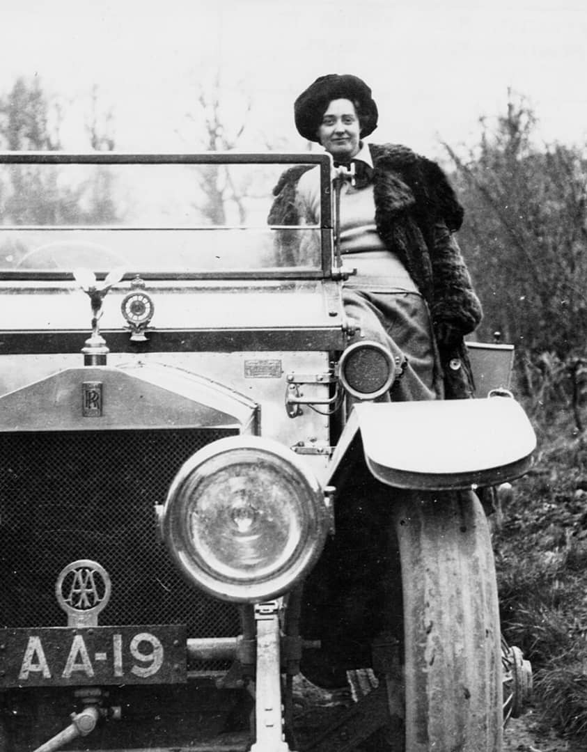 Eleanor canta desde el fondo del mar Eleanor canta desde el fondo del mar