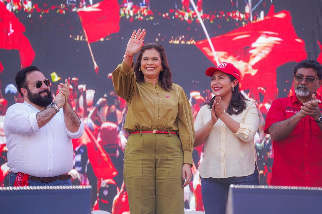 Movilización masiva en la ciudad de San Pedro Sula respalda la candidatura de Rixi Moncada. Foto: Tomada de @RixiPresidenta en X