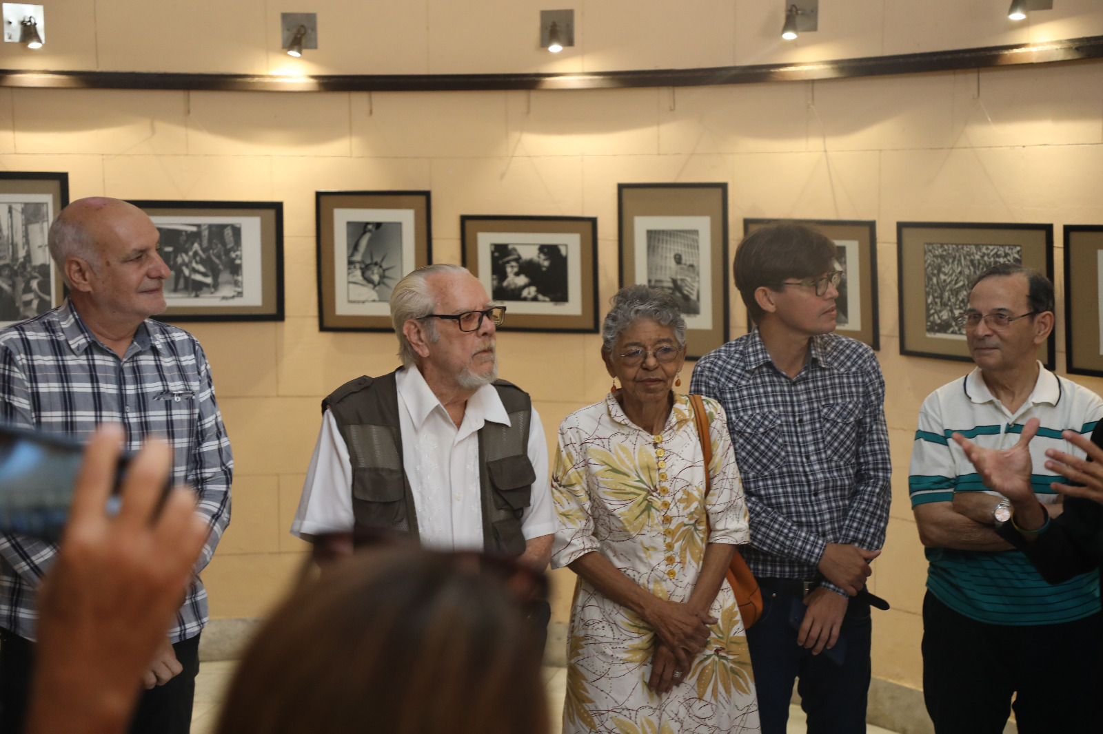 Exposición "Un salón para Salas"